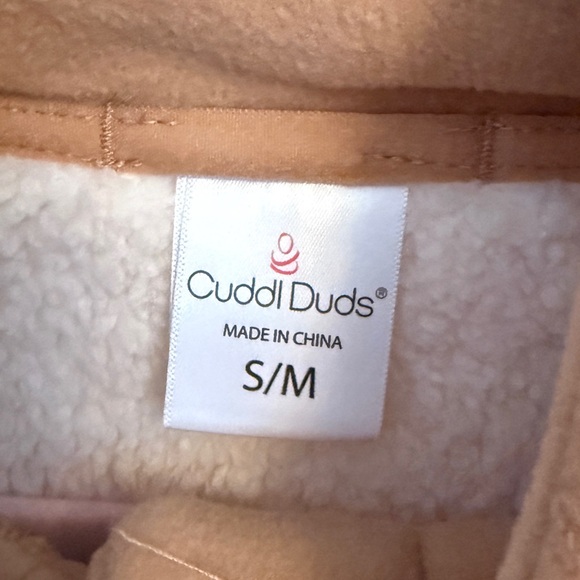 Cuddl Duds Fleece Bonded with Sherpa
Cambridge Capelet - Picture 7 of 8